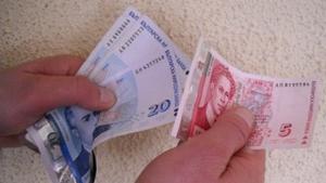 Пиян се опита да подкупи полицаи