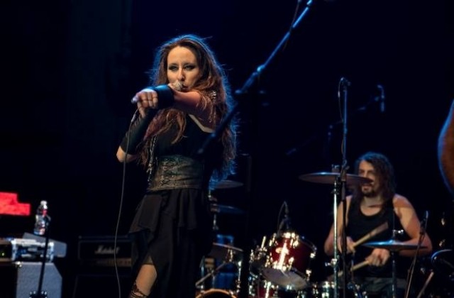 Най-добрата млада рок група в България с концерт на площад Възраждане тази вечер