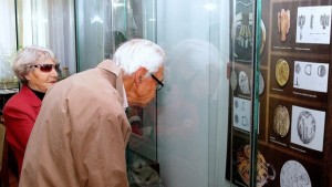 Изложба в Сливен представя дейността на археолози и реставратори