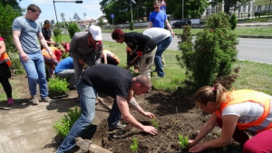 Морски пехотинци озеленяват Зимница