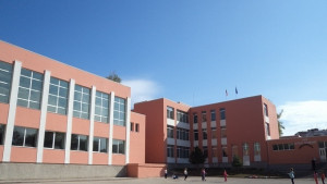 Момче губи съзнание след ритници в главата