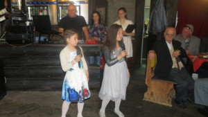 Община Банско почете учителитепенсионери