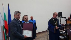 464 бакалаври и магистри от Факултета по педагогика на ЮЗУ