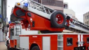 Горя лек автомобил Киа в Добрич