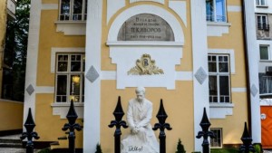 Домът на Яворов засия СНИМКИ