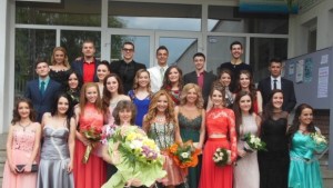 Балът на ПМГ Кюстендил е тази вечер