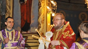 Дядо Владика служи в Благоево утре