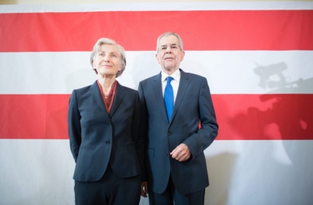 Драматичен обрат на президентските избори в Австрия