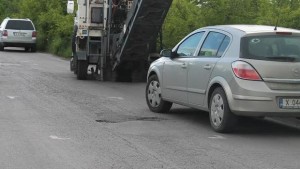 Хванаха шеф на пътна служба с 600 кутии безакцизни цигари