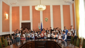 Кметът на Сливен награди изявени ученици