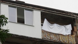 Почина и второто близначе паднало от блок във Варна