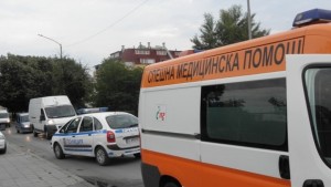 Мъж пострада след като полетя от тераса