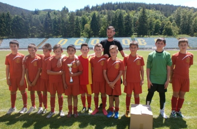 Велбъжд спечели детския футболен турнир на БФС- Кюстендил