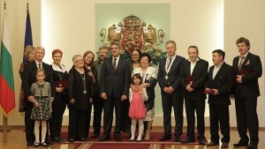 Плевнелиев удостои с държавни отличия дейци на науката и културата