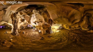 Спасителна акция за издирване на мъж в пещера