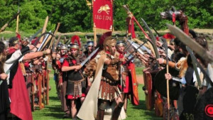 Огнено шоу и атрактивен парад в програмата на Орел на