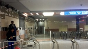 Ремонтират асансьорите и ескалаторите в столичното метро