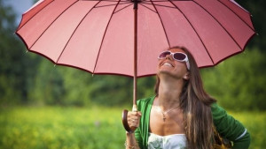 Валежите намаляват чакат ни температури до 30 градуса