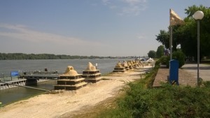 Пясъчен бар и академия за млади скулптури са сред новостите