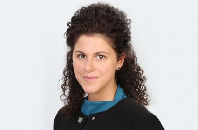 Валерия Дончева е избрана в Оперативното бюро на Младежкото обединение на БСП