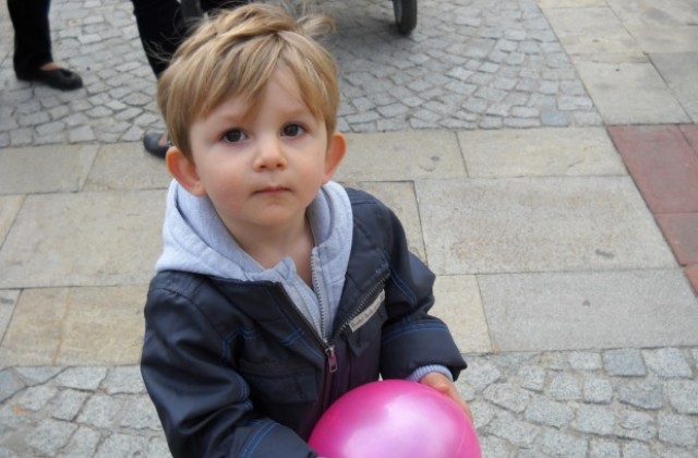 1 юни в Стара Загора:От деца за деца