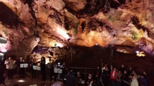Над 350 врачани слушаха концерт в пещерата Леденика
