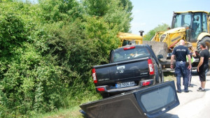 Пикап и камион се сблъскаха на околовръстното на Шумен