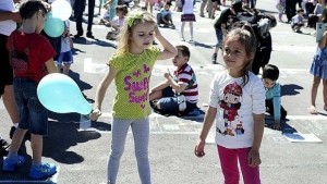 Деца от цялата страна рецитираха заедно Аз съм българче ВИДЕО