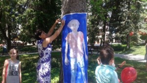 Детски усмивки грейнаха по дърветата в търновски парк