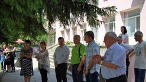 Общински съветници и деца от великотърновска градина отбелязаха заедно 1