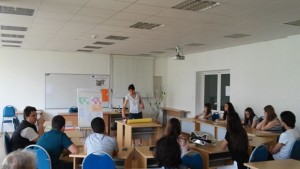 Ученици от Добрич участваха в тренинг за себепознание