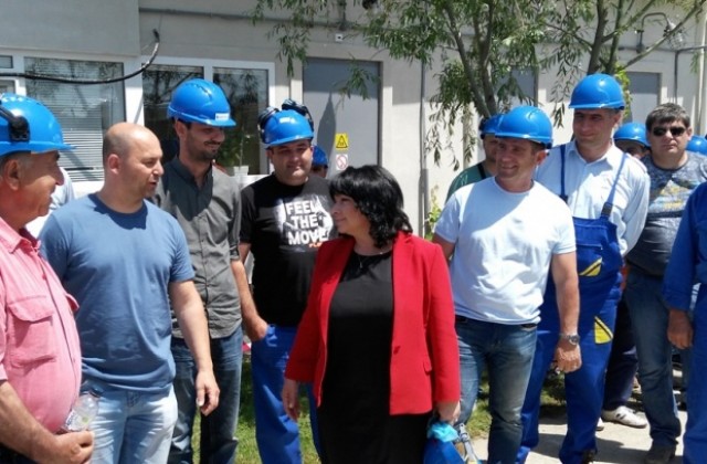 Петкова инспектира газорегулираща станция Бургас