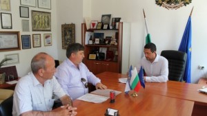 Лозенец решава проблема с мръсната морска вода