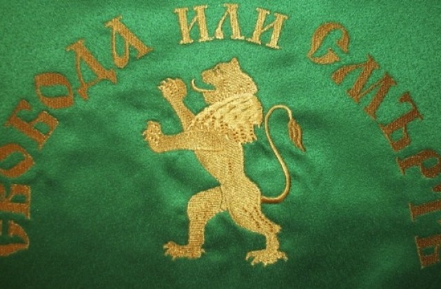 В 12:00 часа ще бъдат поднесени венци пред паметника на Никола Войновски