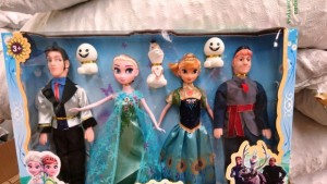 Митничари заловиха хиляди играчки менте в Деня на детето