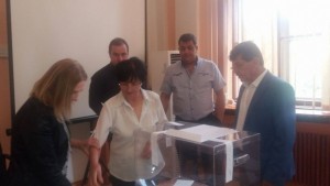 Съветниците избират Михаела Крумова или Стоян Стоилов за председател на