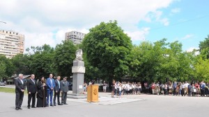Поклон пред паметта на Ботев и героите загинали за свободата