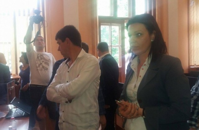 Маркирани бюлетини блокираха избора на Михаела Крумова за председател на ОС- Кюстендил, следва нов вот