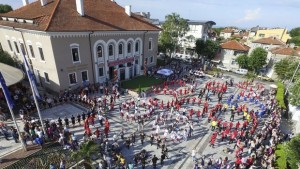 Хоро край морето събра танцьори от цялата страна