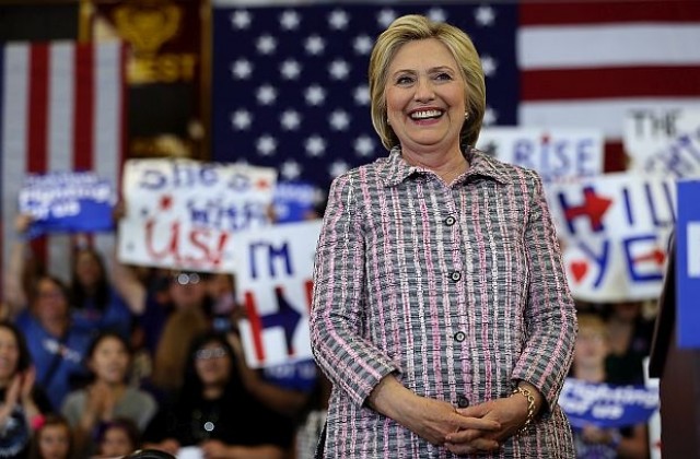 Хилари Клинтън спечели първичните избори в Пуерто Рико
