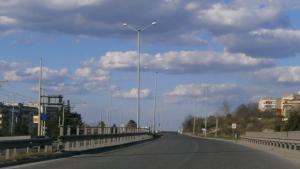 Бандити обират чужденци на бул България