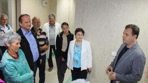 Даниел Панов показа обновения Комплексен онкологичен център на благодетели от