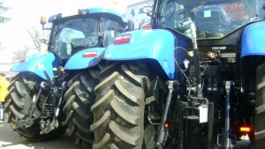 Трактори и комбайни ще могат да са на пътя и