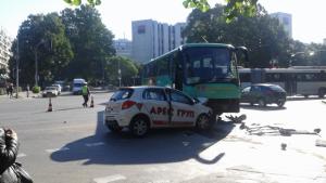 Тежка катастрофа на Владислав има пострадал