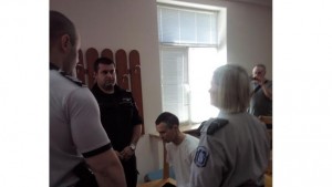 Нападателят на полицейски шеф в Силистра остава в ареста