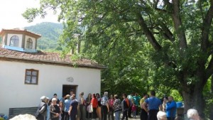 С курбан за здраве празнуваха Спасовден в Неврокопско