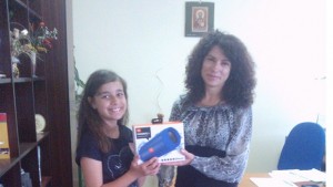 Ученичка получи награда от НАП