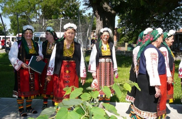 Откриха регионалния празник „На събор край Тунджа”