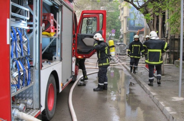 Жена загина при пожар в центъра на София