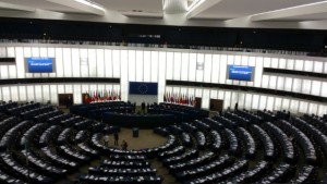 Успява ли планът Юнкер в съживяването на инвестициите в Европа